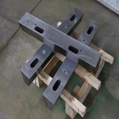 Peças de maquinaria Equipamento de mineração original Triturador C80 Cunha para triturador de mandíbula Peças sobressalentes