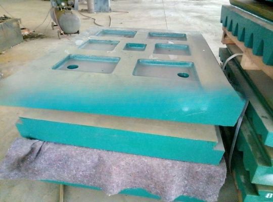 Tecnologia avançada de mineração Pedra triturador de mandíbula peças de desgaste C125 placa mandíbula