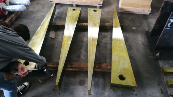 C125 Peças sobressalentes para triturador de mandíbulas Placa de troca com top- wedge e tipo de processamento de fundição