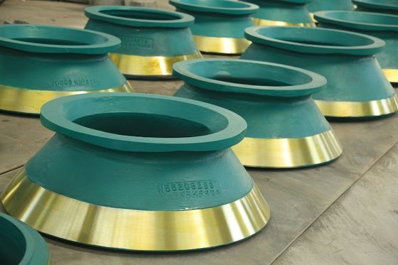 Peças sobressalentes de fundição personalizadas para equipamentos de mineração, triturador de cones, forro e manto