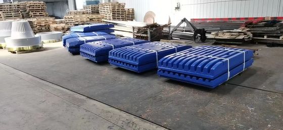 C63 C80 C95 Placa móvel fixa de mandíbula com fundição de tipo de processamento