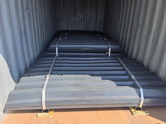 Forja e usinagem de minério de pedra triturador de cone peças de desgaste placa de mandíbula balançante para pedreira