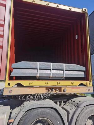 Placa de mandíbula móvel/balançante e fixa resistente para o triturador de mandíbula CJ412 CJ612 Peças sobressalentes peso 999 kg