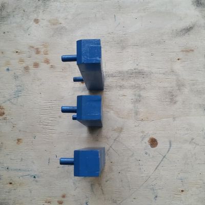 Peças sobressalentes de triturador de impacto VSI Carbide Back up Tip Set CV128 com revestimento de cromo