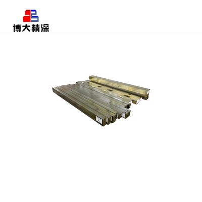 Quedão de quebra de mandíbula para C110 125 OEM Acessórios de triturador de mandíbula aceitável OEM da China