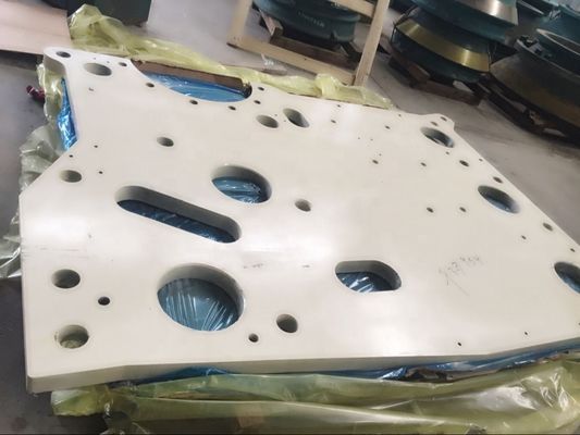Peças sobressalentes para triturador de mandíbulas Peças para triturador de cones de pedra Peças para placas laterais Peso 100 kg