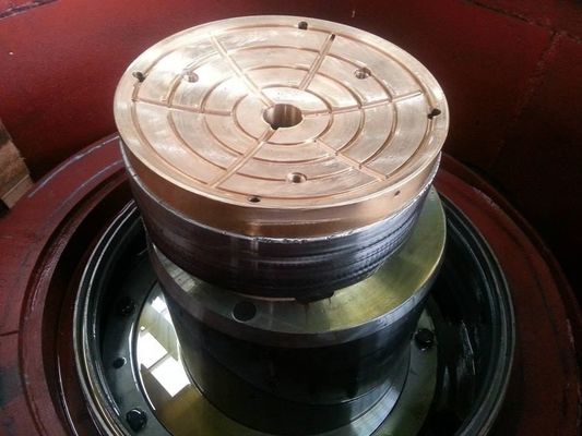 Liner de tomada de fundição de latão de tamanho padrão para triturador de cone HP400 na indústria de mineração